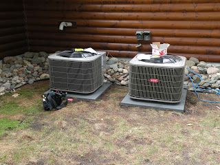 AC units on the east side of Dining Hall