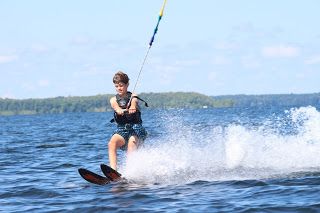 Waterskiing